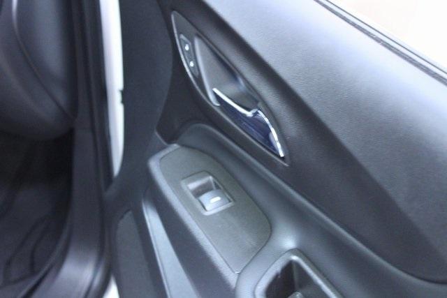 used 2023 Chevrolet Equinox car, priced at $22,900