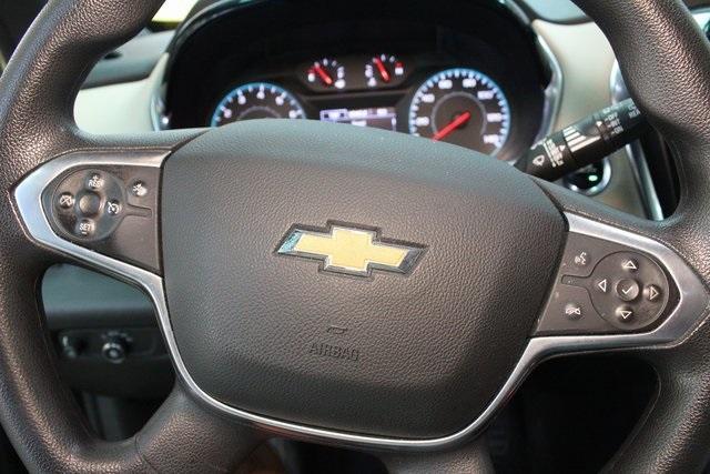 used 2022 Chevrolet Traverse car, priced at $18,900