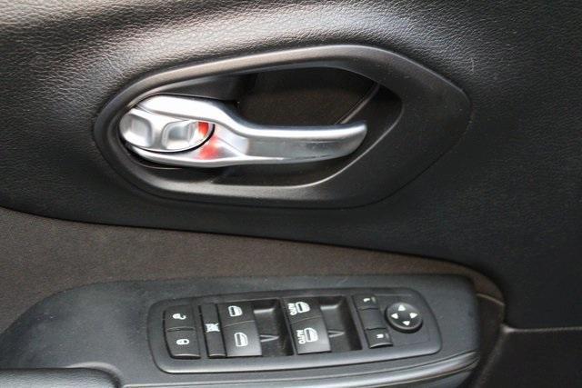 used 2016 Jeep Cherokee car, priced at $14,900