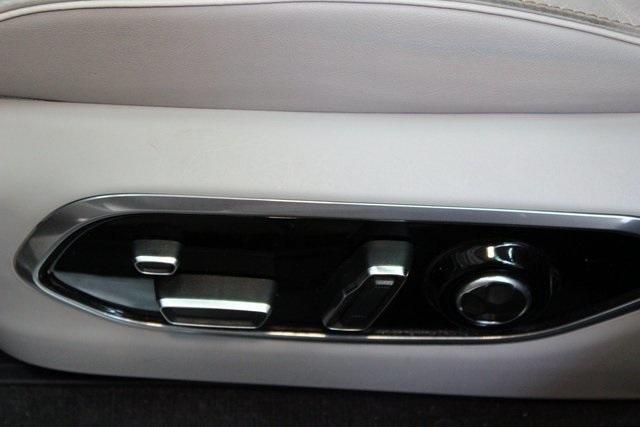 used 2022 Jeep Grand Cherokee car, priced at $39,900