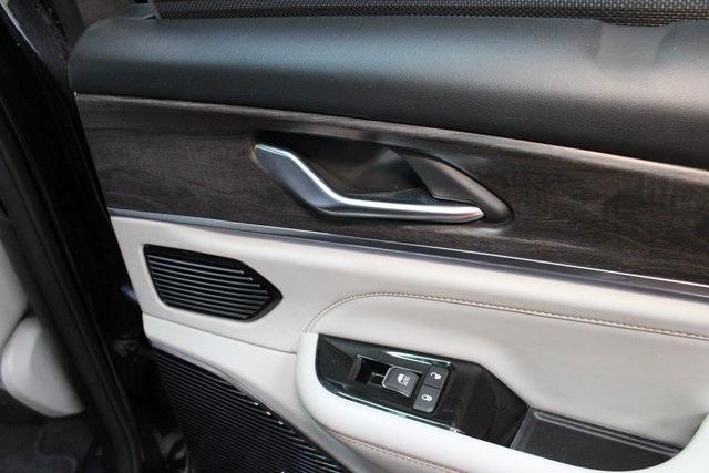 used 2022 Jeep Grand Cherokee car, priced at $39,900