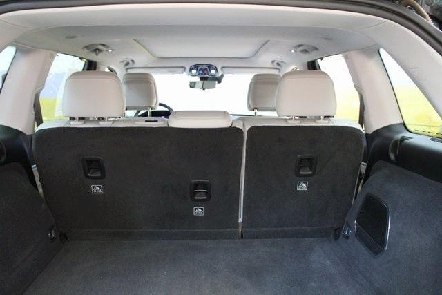 used 2022 Jeep Grand Cherokee car, priced at $39,900