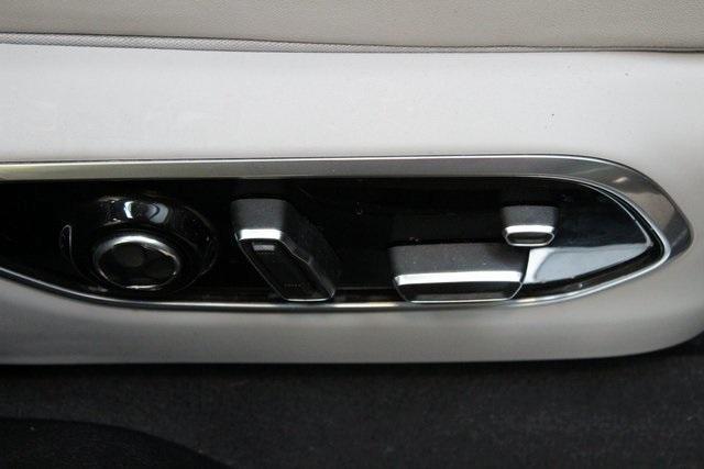 used 2022 Jeep Grand Cherokee car, priced at $39,900