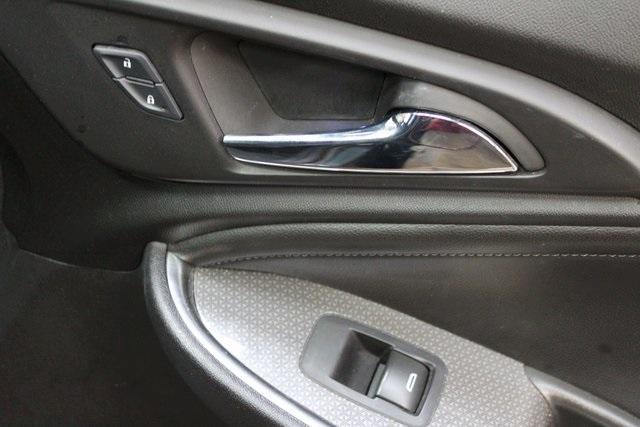 used 2016 Chevrolet Malibu car