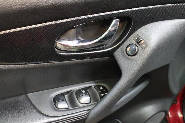 used 2015 Nissan Rogue car, priced at $14,900