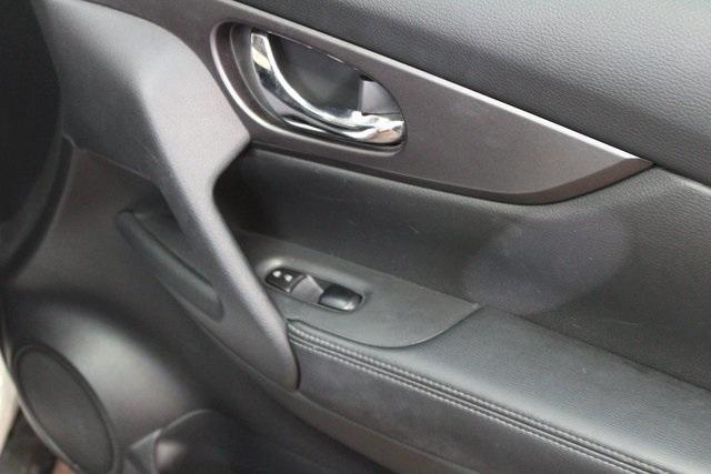 used 2016 Nissan Rogue car, priced at $13,700