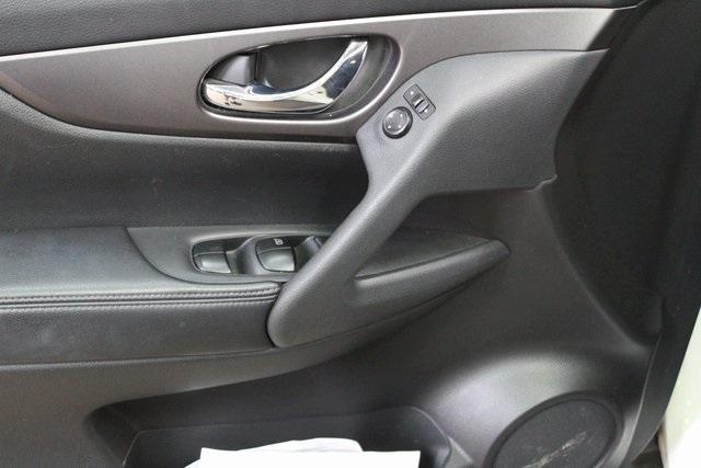 used 2016 Nissan Rogue car, priced at $13,700