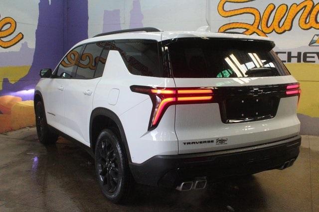 new 2025 Chevrolet Traverse car, priced at $45,207