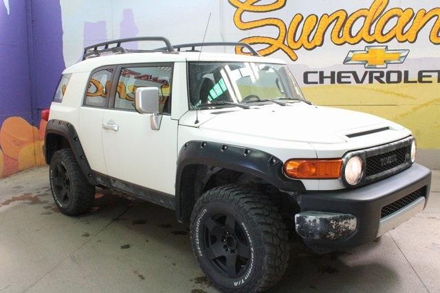 used 2009 Toyota FJ Cruiser car, priced at $15,300