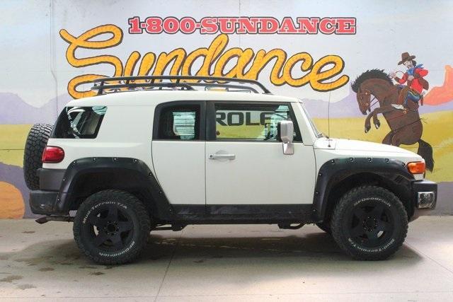 used 2009 Toyota FJ Cruiser car, priced at $15,300