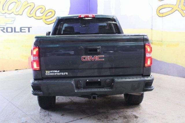 used 2018 GMC Sierra 1500 car, priced at $31,900