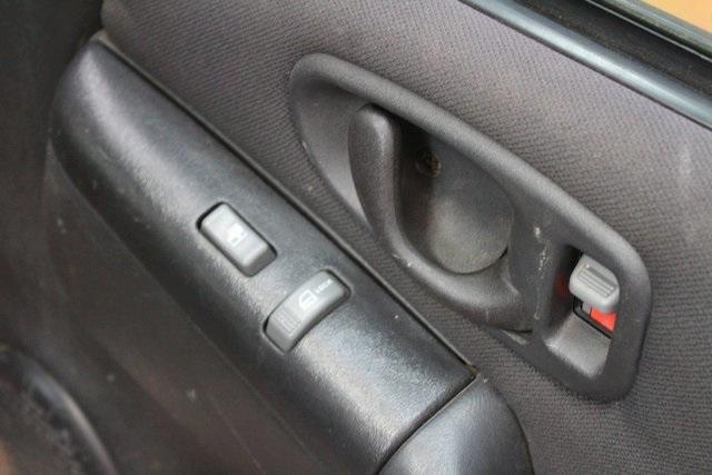 used 2003 Chevrolet S-10 car, priced at $1,900