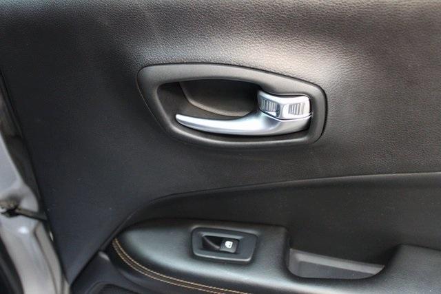 used 2020 Jeep Compass car, priced at $19,900