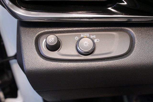 used 2025 Buick Envista car, priced at $25,900