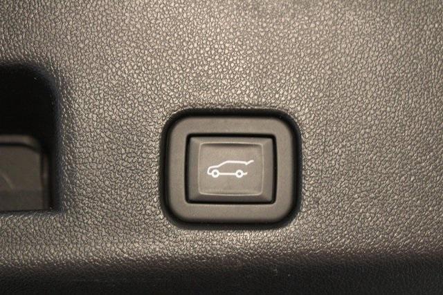 used 2024 Chevrolet Traverse car, priced at $41,900