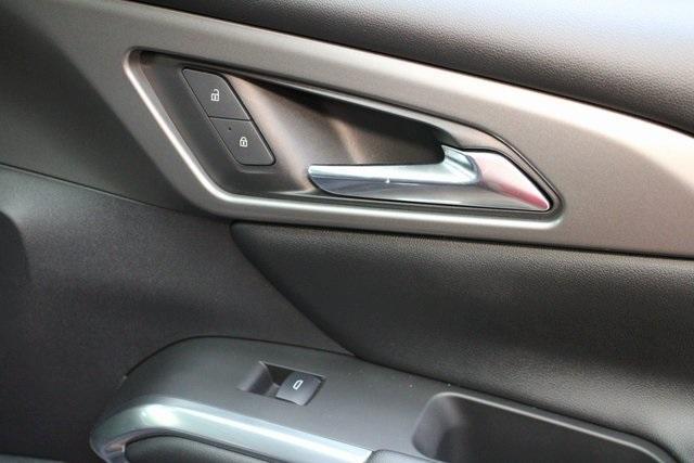 used 2024 Chevrolet Traverse car, priced at $41,900