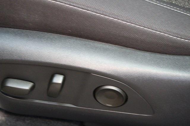 used 2024 Chevrolet Traverse car, priced at $41,900