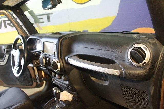 used 2015 Jeep Wrangler Unlimited car, priced at $23,900