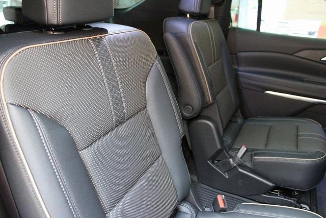 new 2025 Chevrolet Traverse car, priced at $54,747