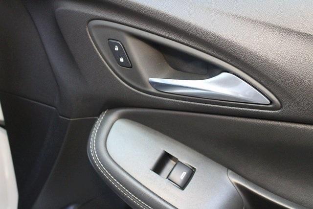 used 2024 Buick Encore GX car, priced at $26,900