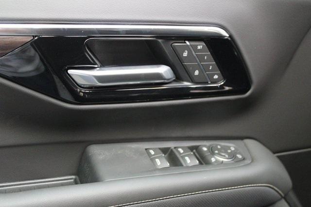 new 2025 Chevrolet Tahoe car, priced at $73,262