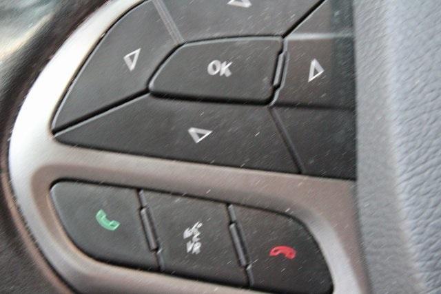 used 2020 Jeep Cherokee car