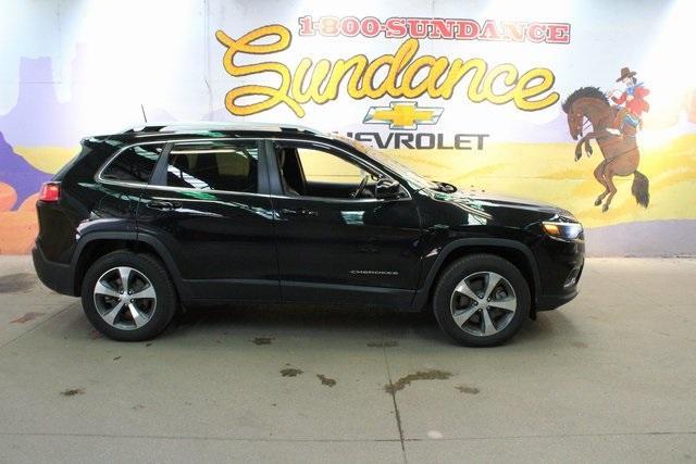 used 2020 Jeep Cherokee car