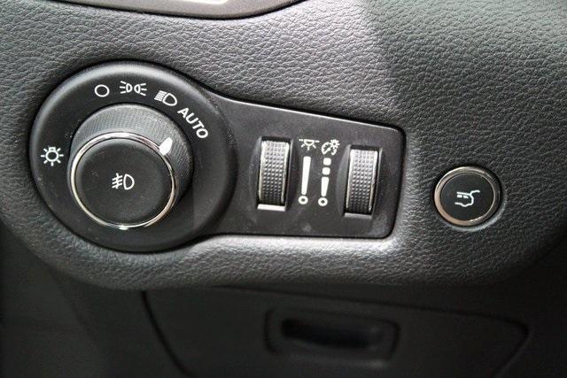 used 2020 Jeep Cherokee car