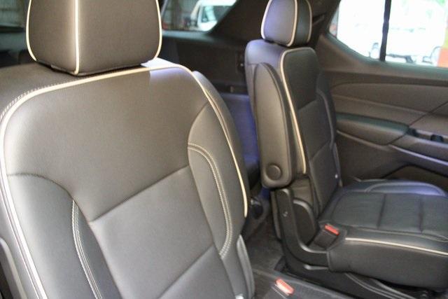 used 2023 Chevrolet Traverse car, priced at $35,500