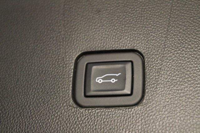 used 2023 Chevrolet Traverse car, priced at $35,500