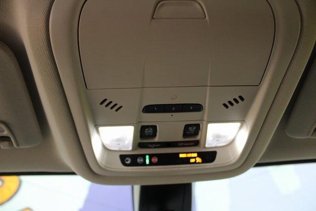 used 2021 GMC Acadia car, priced at $28,900