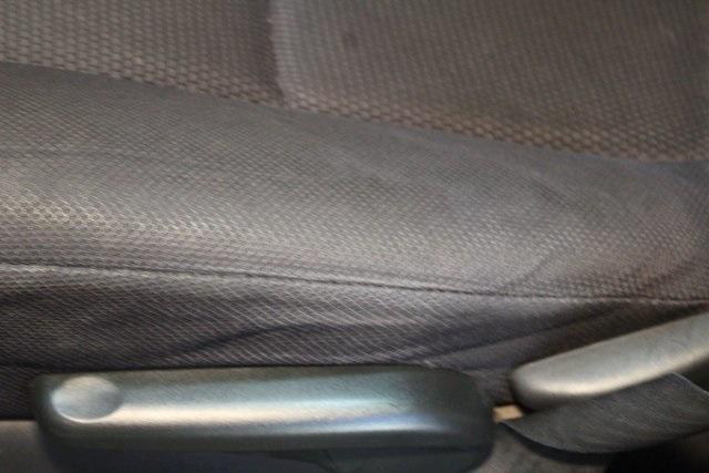 used 2006 Pontiac Vibe car, priced at $1,900