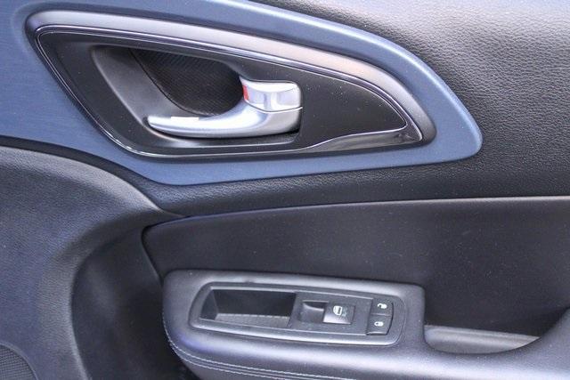 used 2015 Chrysler 200 car, priced at $10,900