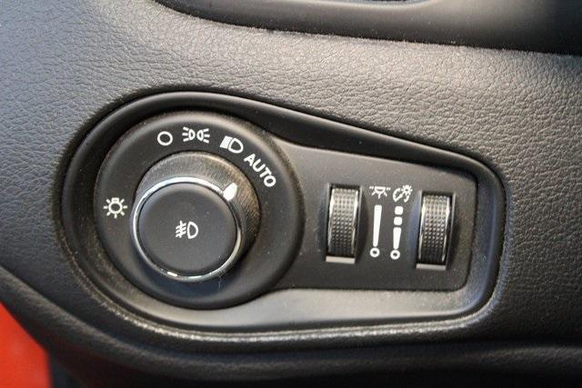 used 2015 Jeep Renegade car, priced at $10,900