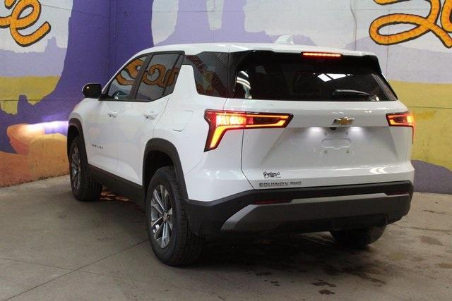 new 2026 Chevrolet Equinox car, priced at $32,336