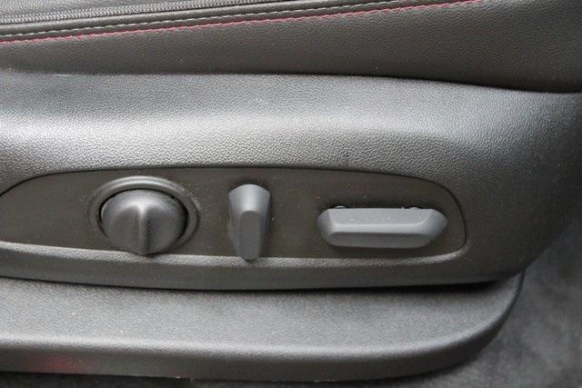 used 2023 Chevrolet Traverse car, priced at $39,900