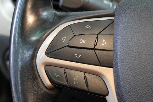 used 2015 Jeep Cherokee car, priced at $9,900