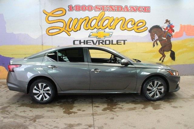 used 2019 Nissan Altima car, priced at $15,500