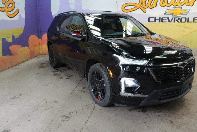 used 2023 Chevrolet Traverse car, priced at $40,900