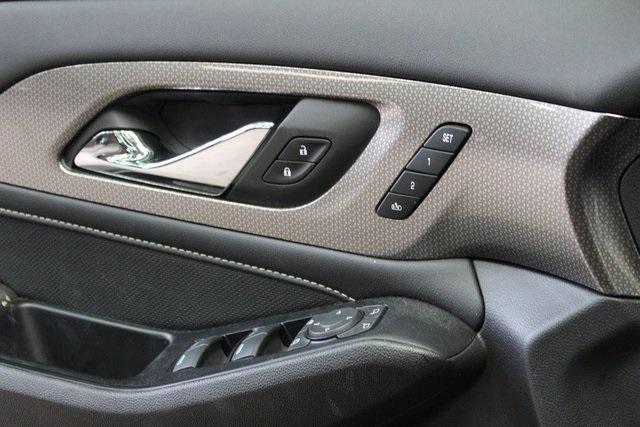 used 2023 Chevrolet Traverse car, priced at $40,900