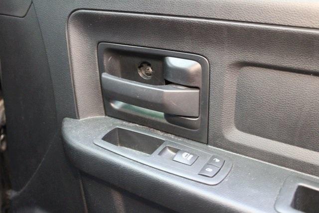 used 2019 Ram 1500 Classic car, priced at $22,900