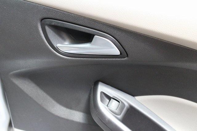 used 2015 Ford Focus car, priced at $10,900