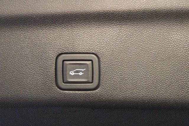 used 2023 GMC Yukon XL car, priced at $61,900