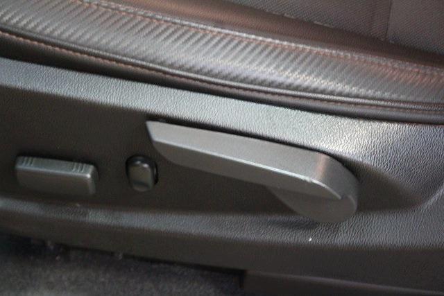 used 2021 GMC Canyon car, priced at $29,900