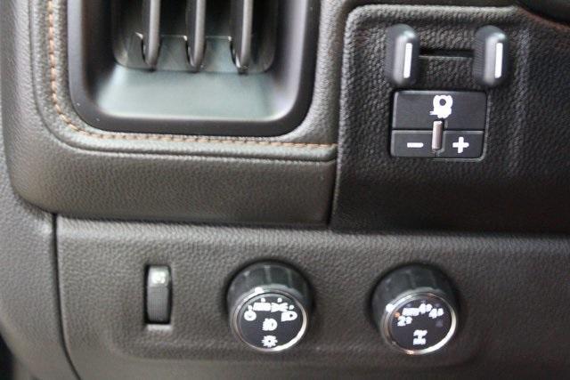 used 2021 GMC Canyon car, priced at $29,900