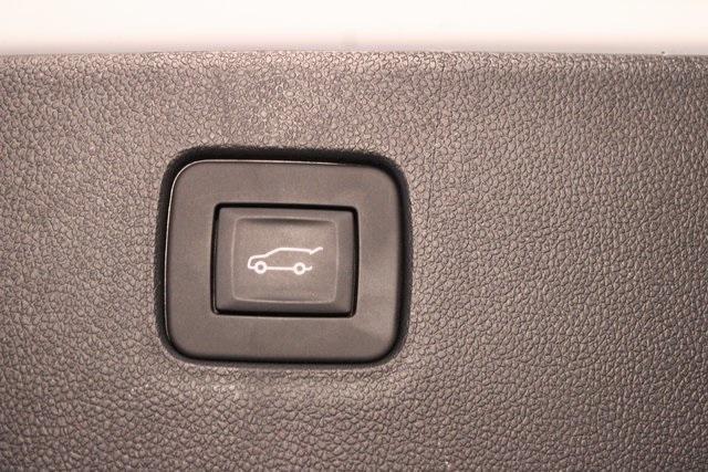 used 2025 Buick Envista car, priced at $27,900