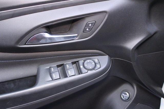 used 2025 Buick Envista car, priced at $27,900