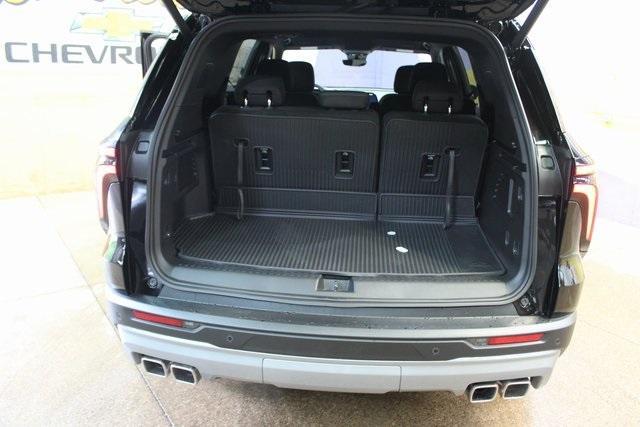 new 2026 Chevrolet Traverse car, priced at $43,092