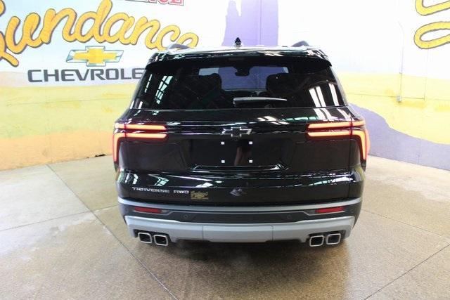 new 2026 Chevrolet Traverse car, priced at $43,092