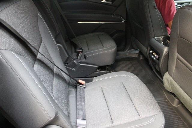 new 2026 Chevrolet Traverse car, priced at $43,092